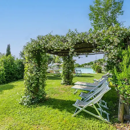 La Cupola- Geranio By Interhome * Pescia